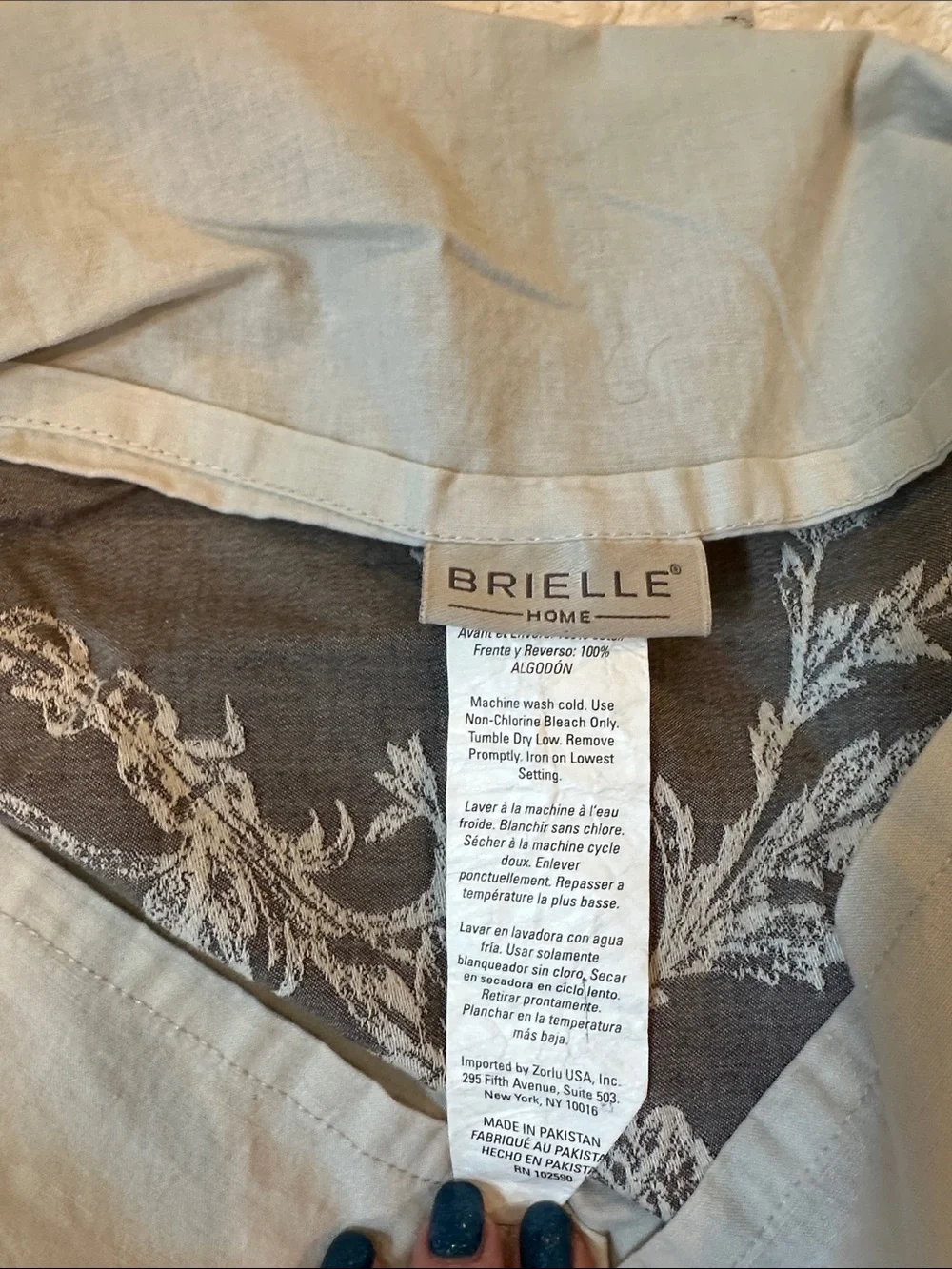 Decorative Floral Jacquard  2 shams - Light Gray with Black Pattern